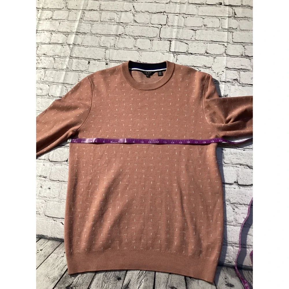 Ted Baker London Woman's/Men's Dusty Rose Geometric Crew Neck Sweater Size 4